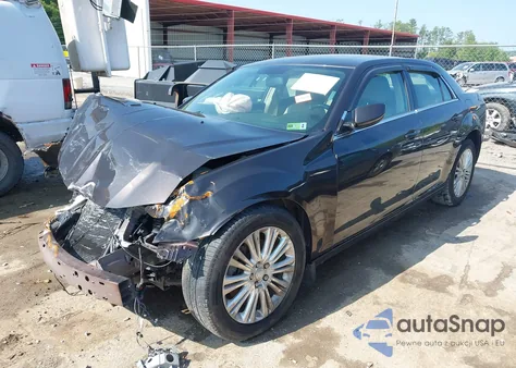 2013 Chrysler 300 Motown from USA, damaged, VIN 2C3CCARG3DH567500